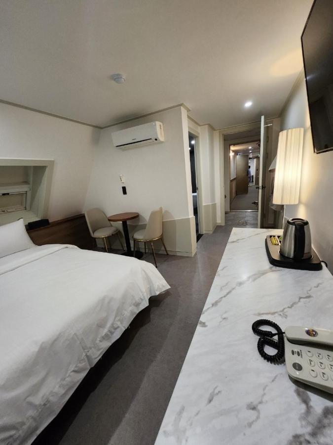 Hotel Stay Inn Seoul Bagian luar foto