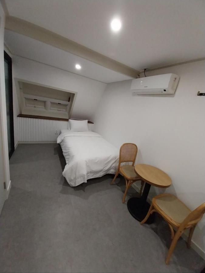 Hotel Stay Inn Seoul Bagian luar foto