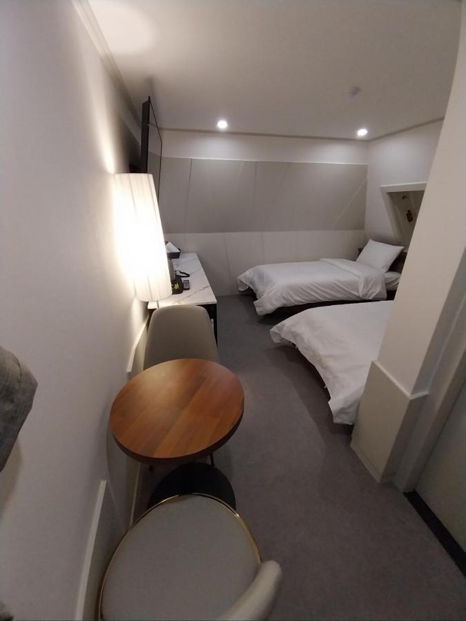 Hotel Stay Inn Seoul Bagian luar foto